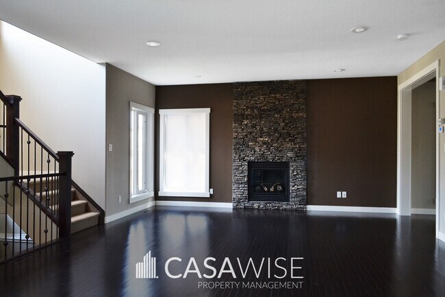 Photo du bâtiment - 2234 Cameron Ravine Ct NW