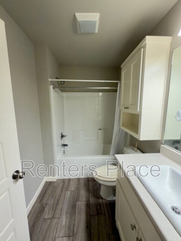 Building Photo - 13936 S Ironwood Pl