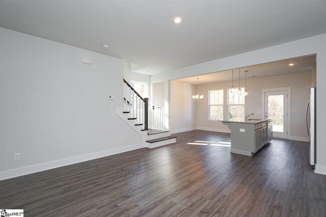 Building Photo - 9 Meteora Way