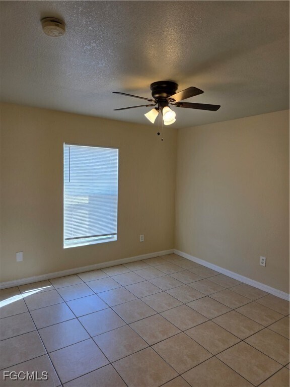 Foto del edificio - 127 Ivan Ave S