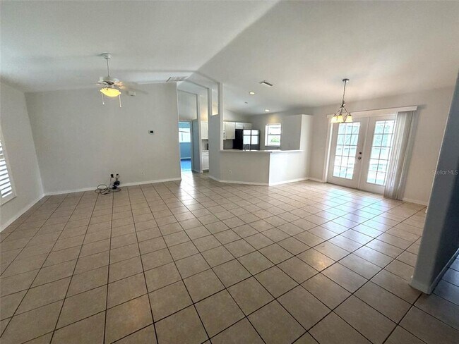 Foto del edificio - 2740 Trianna St