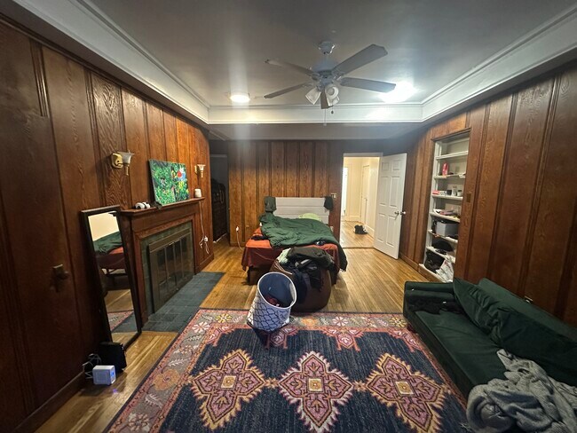 Building Photo - 52 Fenway