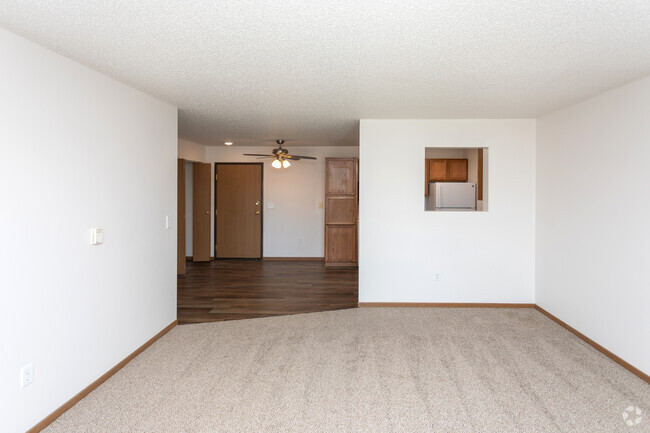 1BR, 1BA - 630SF - Brandy Hill Apartments