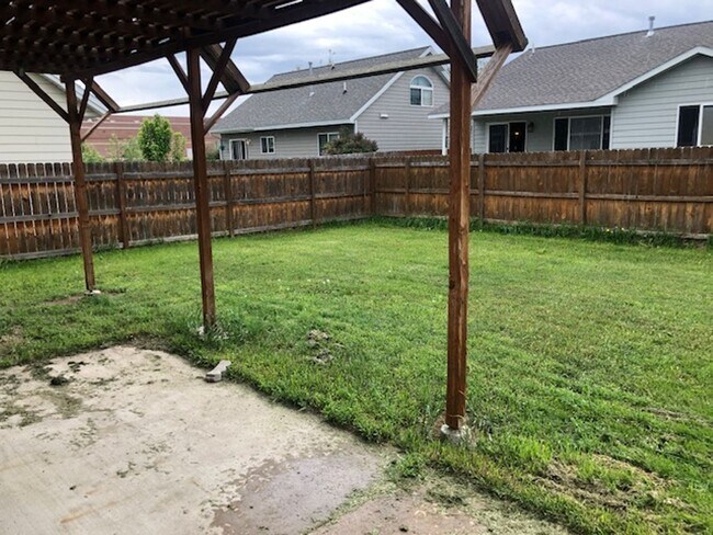 Building Photo - Single Family Home for Rent in Bozeman!