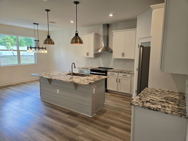 Foto del edificio - Welcome to your ideal home in DeLand!