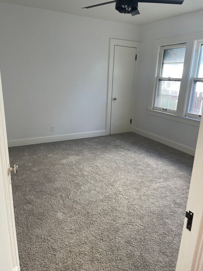 Building Photo - Old Brooklyn 3-Bed Updated Single-Family -...