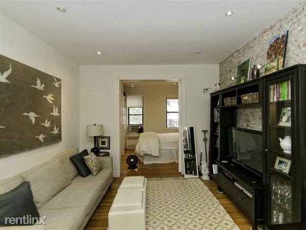 Building Photo - 2 bedroom in New York NY 10009