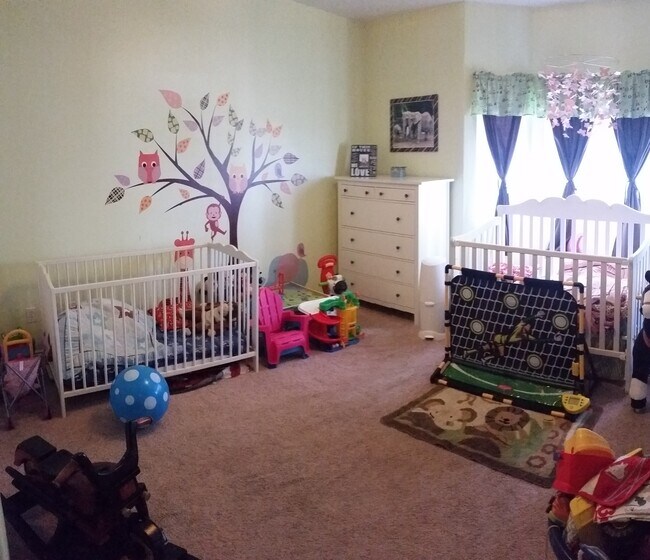 Foto del edificio - 3738 S Carlisle Park Ln