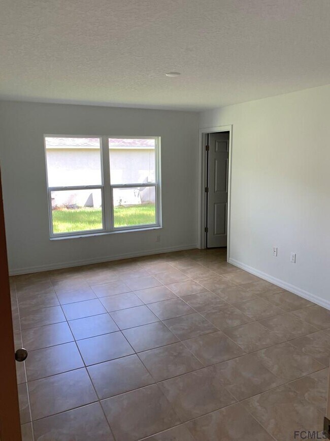 Building Photo - 47 Wellwater Dr