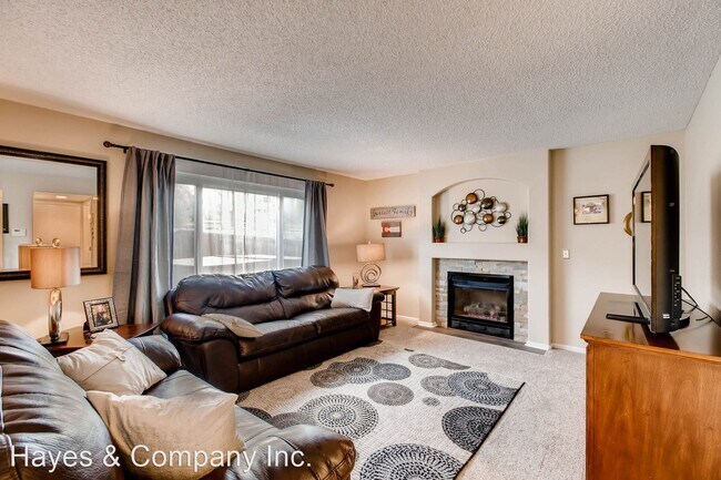 Building Photo - 3 br, 2.5 bath House - 3628 Primrose Lane