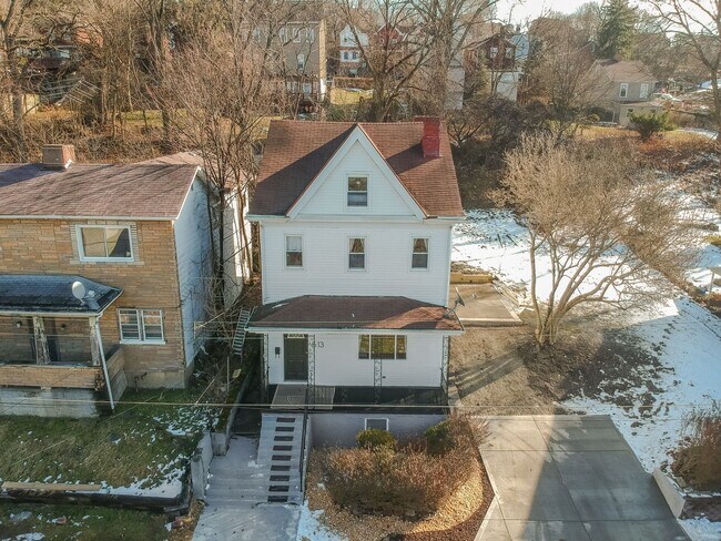 Building Photo - Renovated Home - Mt. Washington