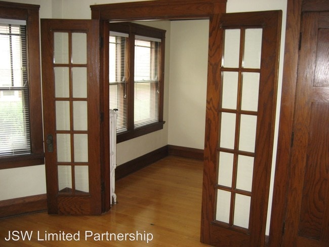 Building Photo - 302 Norris Ct