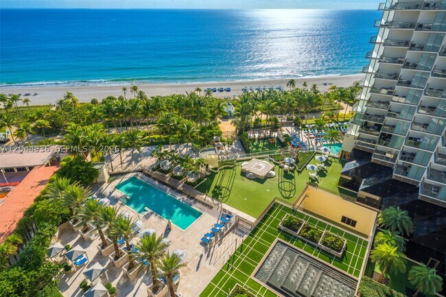 Foto del edificio - 9705 Collins Ave