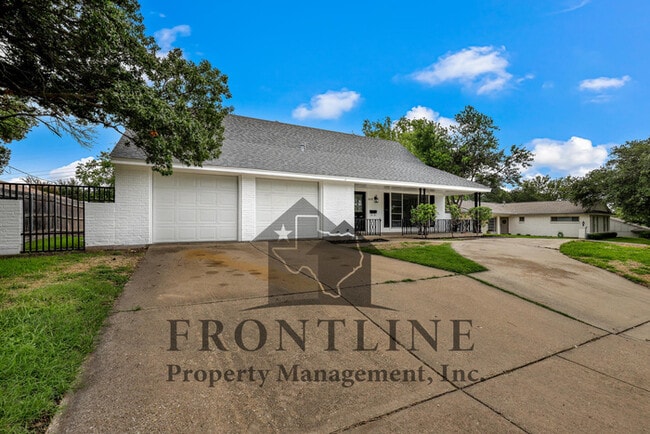 Building Photo - Coming soon! Renovated 3/1.5/2 in highly d...