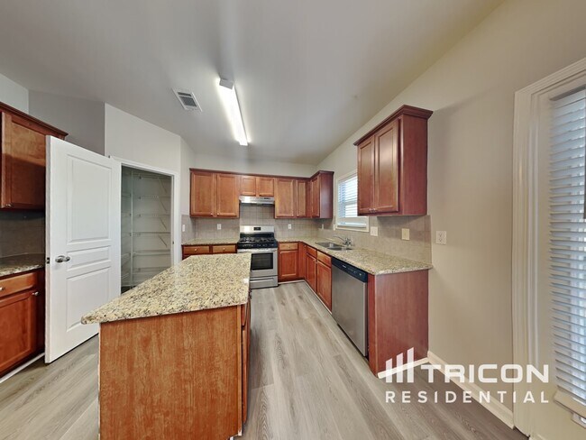 Foto del edificio - 1851 Stoney Chase Dr