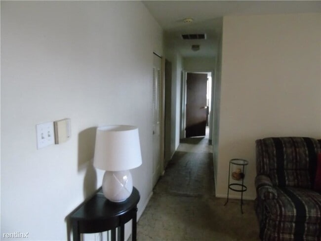 Building Photo - 2 br, 2 bath Condo - 10160 Penrith Dr