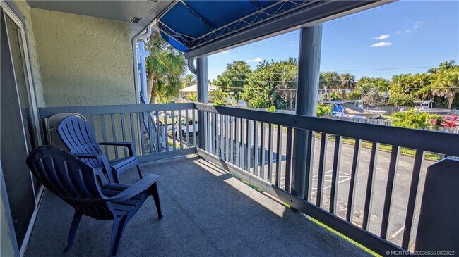 Foto del edificio - 1451 NE 14th Ct