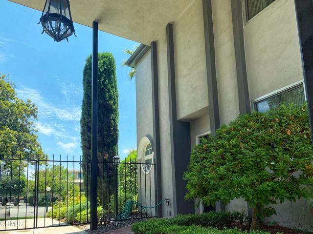 Building Photo - 625 S Orange Grove Blvd