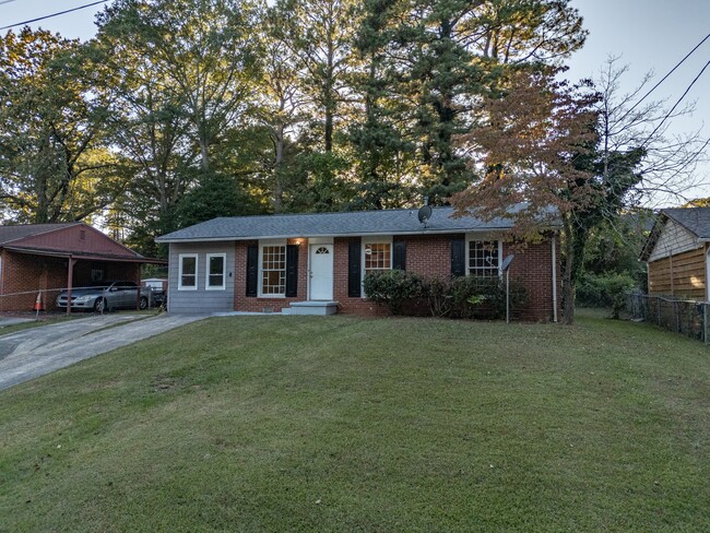 Photo - 2194 Baywood Dr SE House