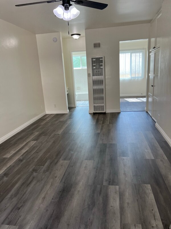 Foto principal - 214 W Maple St