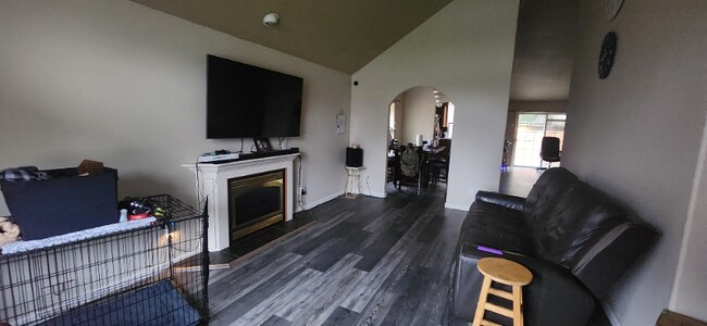 Foto del edificio - 2806 NE 145th Ave