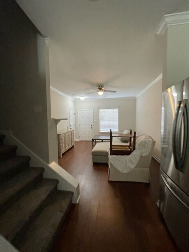 Foto del edificio - Knoxville 37932 -  Hardin Valley Schools - Updated 3 bedroom, 2.5 bath - Contact Debra Johnson (8...
