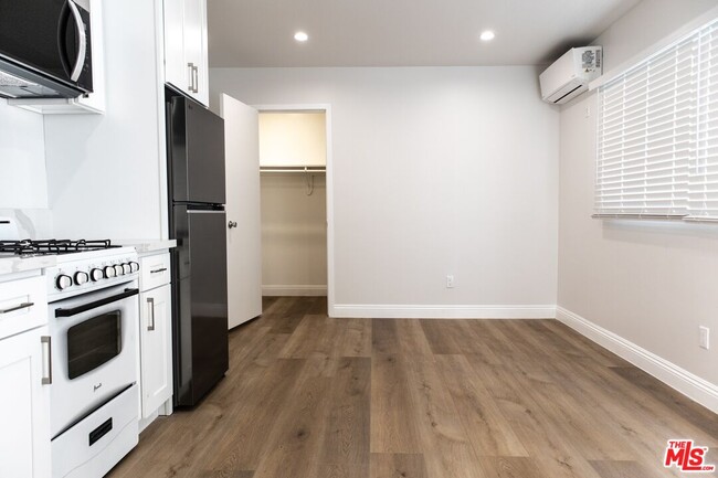 Foto del edificio - 1449 Butler Ave