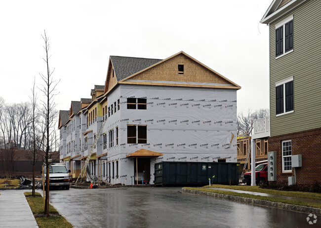 Foto del edificio - Liberty Square at Wesmont Station