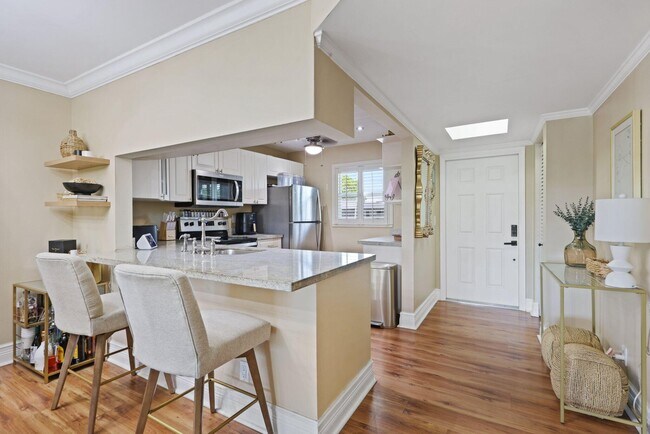 Building Photo - 2700 Fiore Way