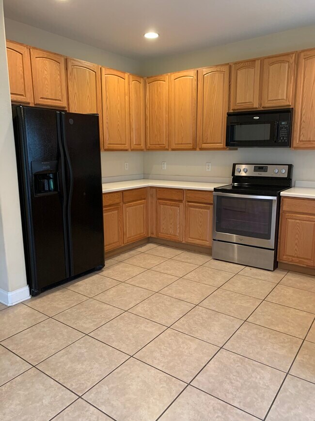 Kitchen - 6795 Sorrento St