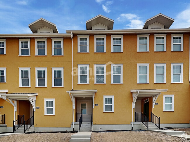 Building Photo - 11076 S Trocadero Ave
