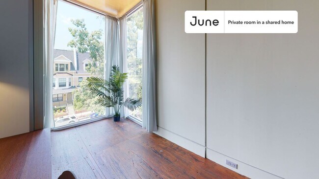 Building Photo - Room in Shared 6 bed/6 bath home