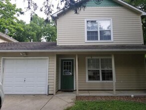 Building Photo - 235 Elm St