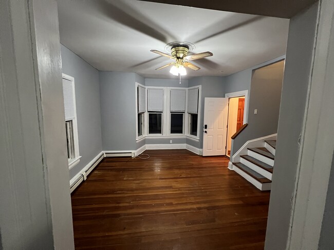 Living room from kitchen - 701 High St