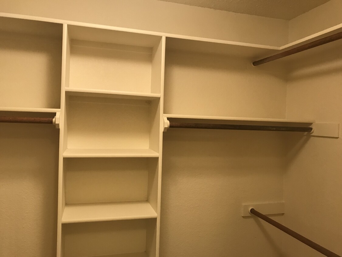 Primary Photo - Single Family Home *LEASING SPECIAL AVAILA...