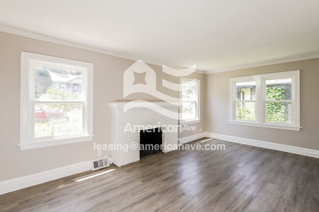 Foto del edificio - 1812 E 67th St