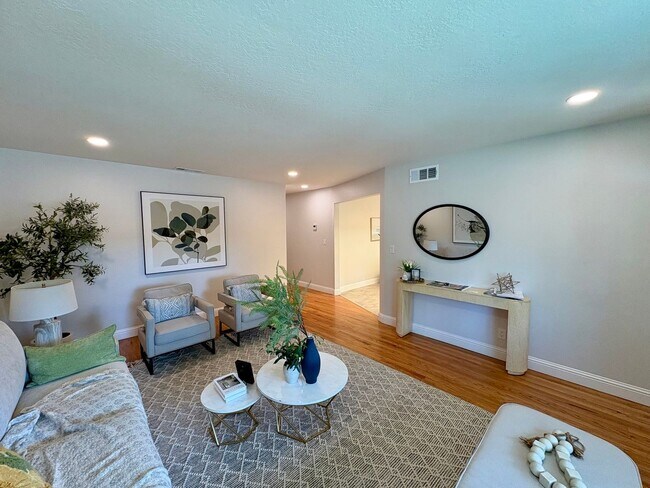 Building Photo - Updated Single Story Home with Cupertino Schools