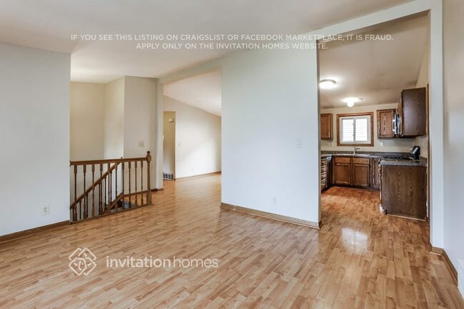 Building Photo - 712 Grand Blvd