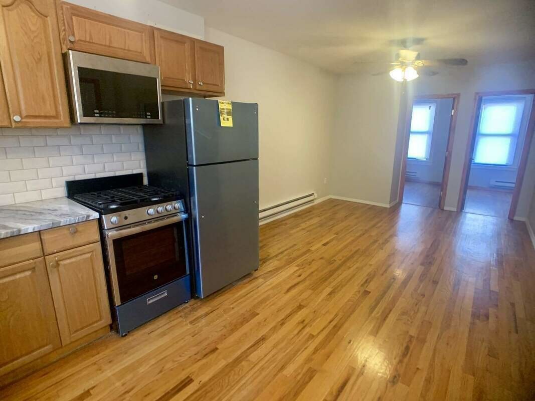 Foto principal - 86 Court St