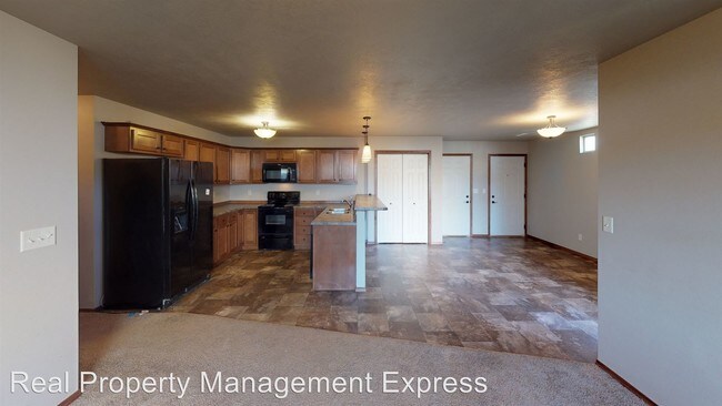 Building Photo - 3 br, 2 bath Apartment - 200 Jerry Place
