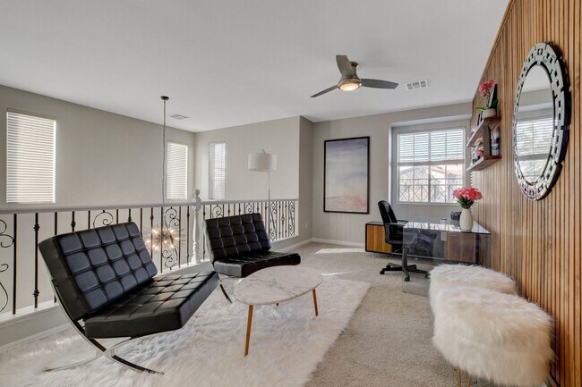 Building Photo - Fully Furnished | 3 bedroom | 2.5 Bath