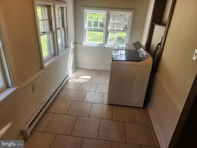 Foto del edificio - 432 Quarry Rd