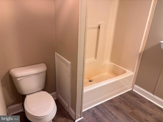 Foto del edificio - 7357 William Ave