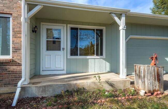 Foto del edificio - 19461 E Navarro Dr