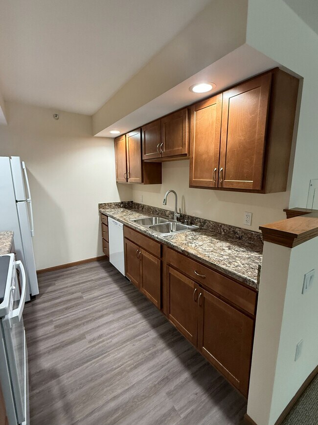 Vista 2 de la remodelación de la cocina - Mcfarland Williamstown Bay (55+)