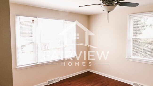 Living Room - 1711 Otey St