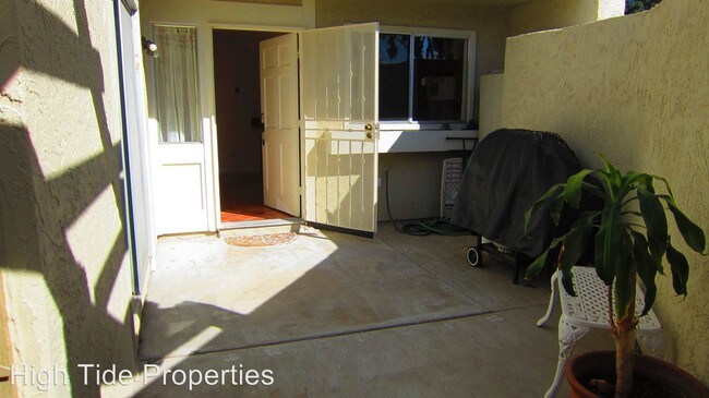 Building Photo - 3 br, 2.5 bath House - 6299 Caminito Carrena