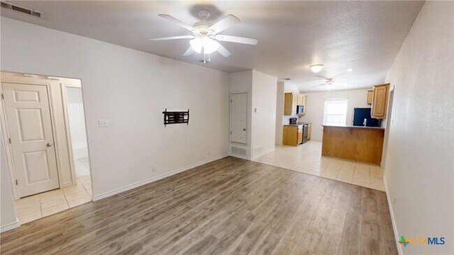 Building Photo - 204 S 34th St