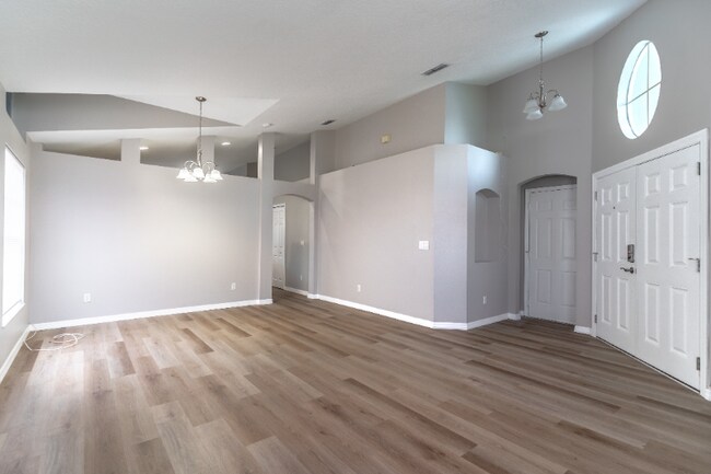 Building Photo - 2306 Lily Pad Ln