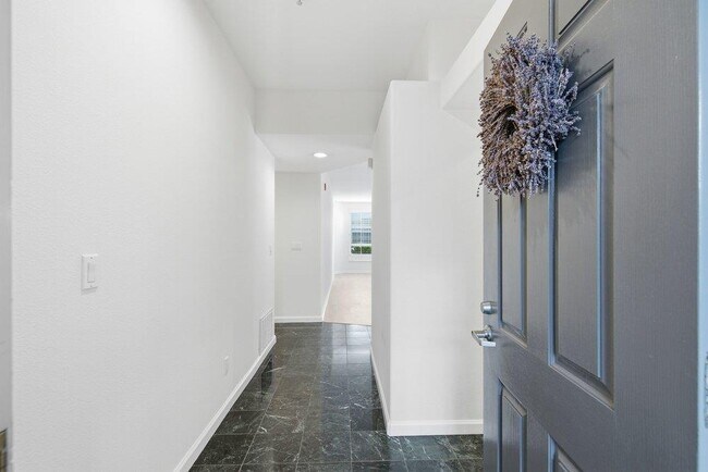 Foto del edificio - 880 Meridian Bay Ln